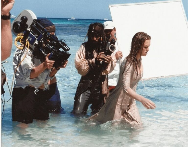 What You See Is a Lie: Hidden Tricks Filmmakers Don’t Want You to Know! 