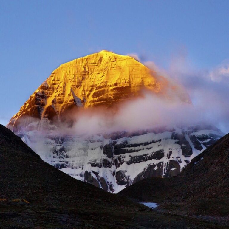 Mount Kailash: Russian Scientists Claim It’s a Nuclear Power Pyramid🤯