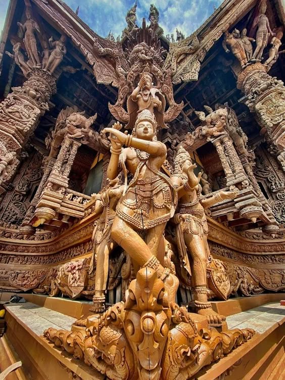 Sadashiva Emerges from the Earth: Katni’s Forgotten Treasure
