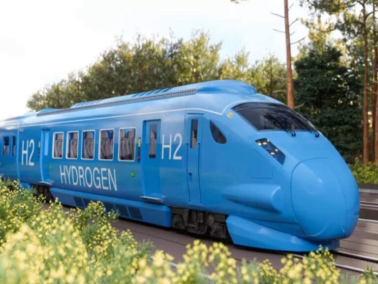 India’s First Hydrogen Train-Set Ready — Railways Powers a New Clean Mobility Era