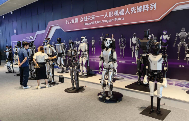 China Takes the Lead in Humanoid AI 🤖